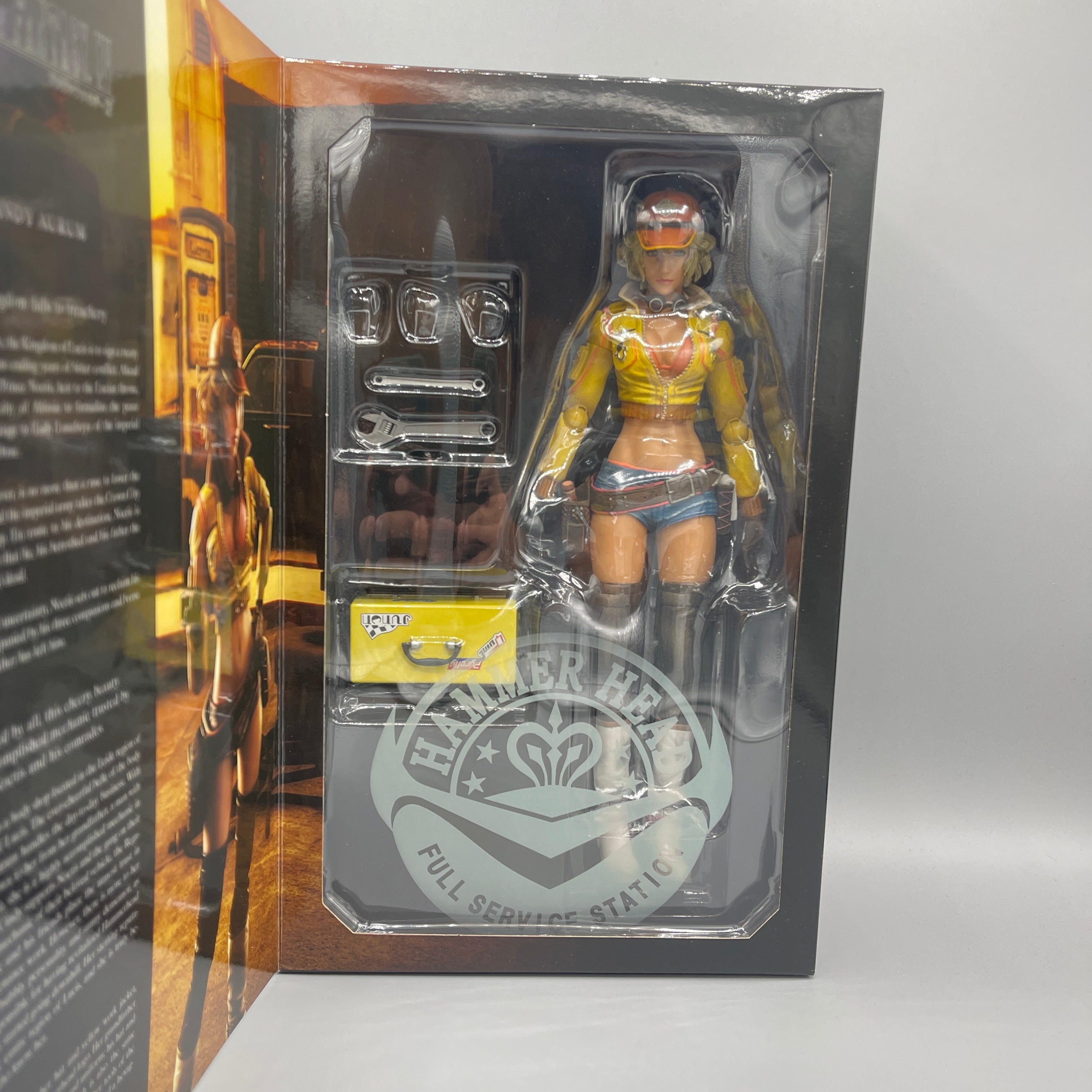 Play Arts Kai Final Fantasy XV Cindy Aurum Action Figure